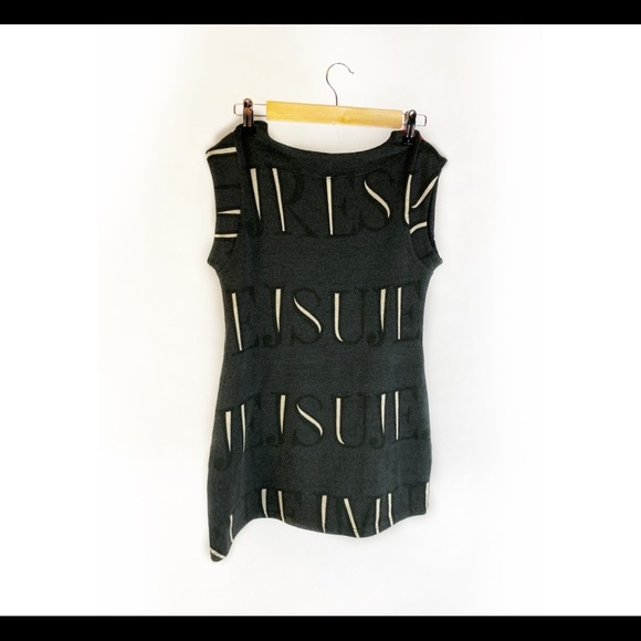 Tricotto Top | French Woman | SM | Capped Sleeves - Picture 2 of 3